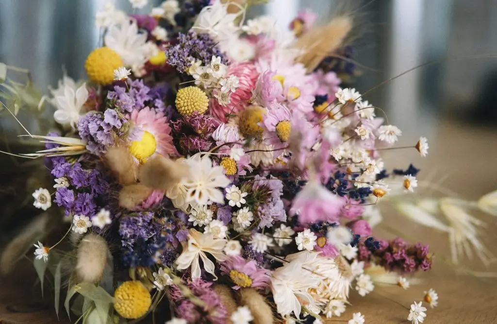 Dried Floral Combination Ideas