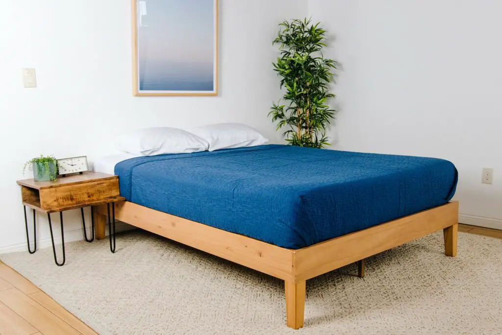 Choose a platform for the mattress to Raise an Air Mattress Off the Floor