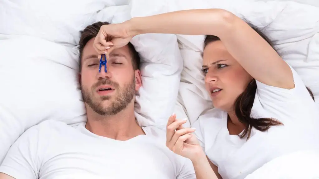 Reduces snoring: Why Do I Sleep with My Arms Above My Head