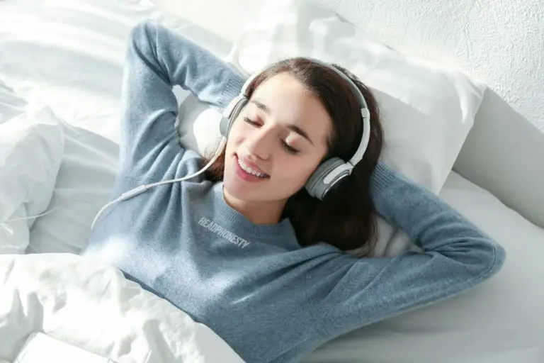 How to Sleep With Headphones