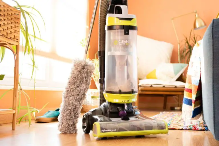 Should You Vacuum or Dust First