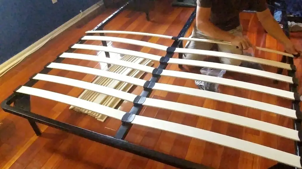 Replace wooden slats with metallic slats
